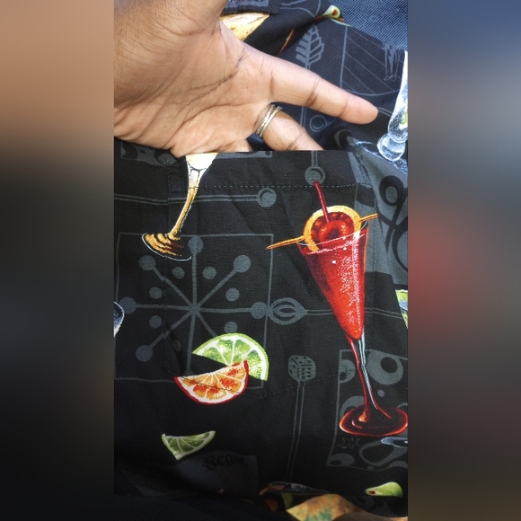 Vtg Paradise Found Cocktail Hour Drink Print Genuine Hawaiian Shirt Mens Large - Picture 9 of 9